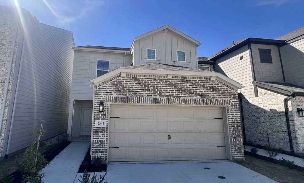 Sierra - Sereno Oaks at Buckner Terrace: Dallas, Texas - Ashton Woods