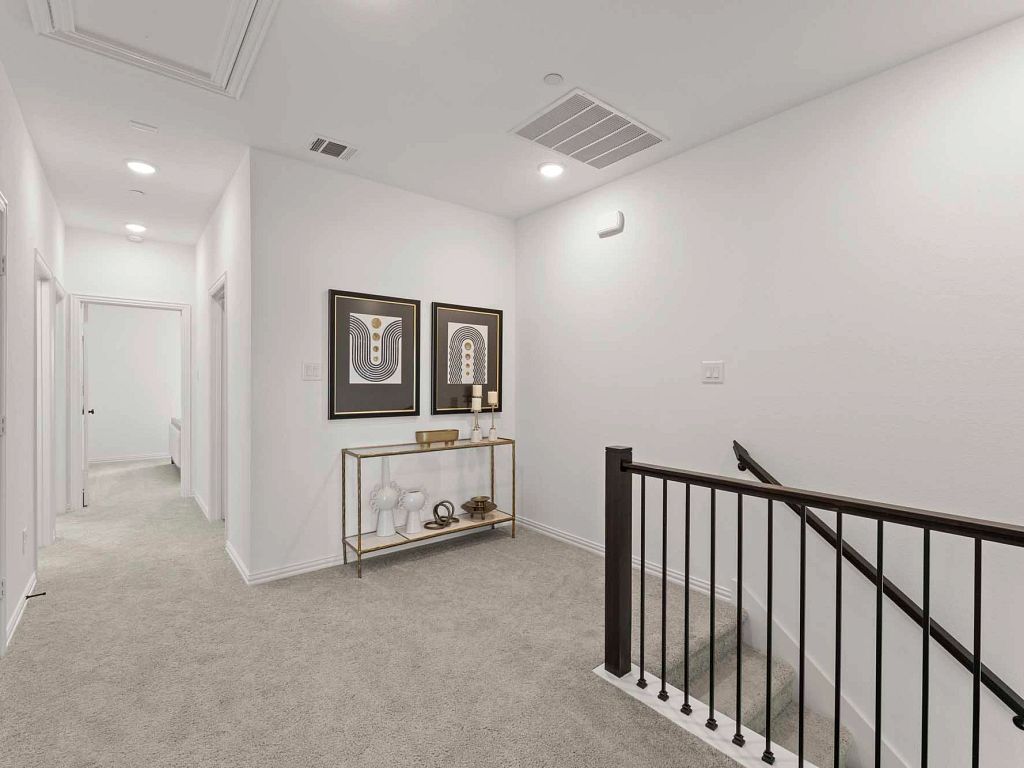 Parkside - Berkeley Interior Image 7