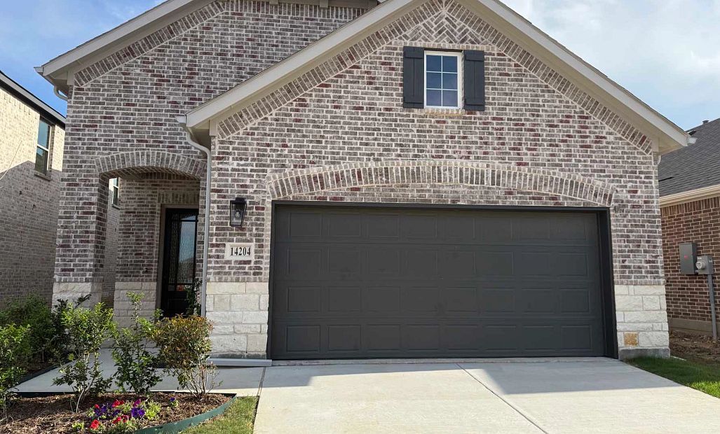 McKellar - Creekview Fossil Ridge: Pilot Point, Texas - Ashton Woods