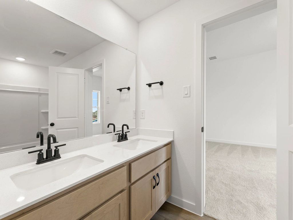 Brookshire at Legacy Hills - Martin Interior Image 18