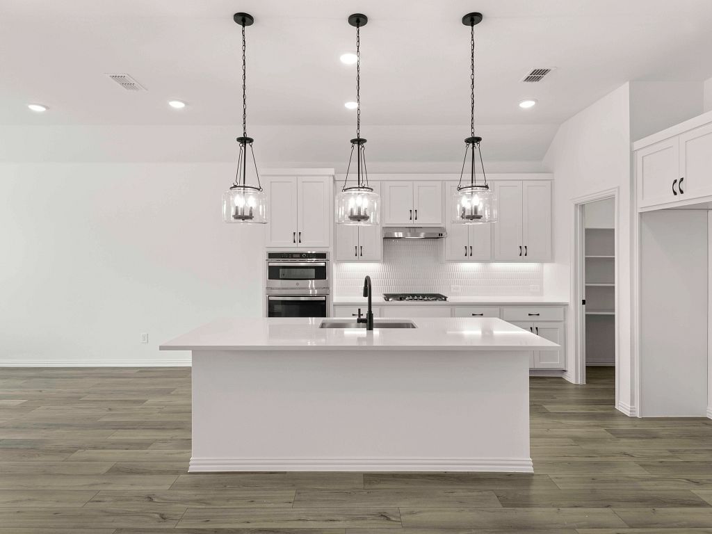 Brookshire at Legacy Hills - Lampasas Interior Image 9