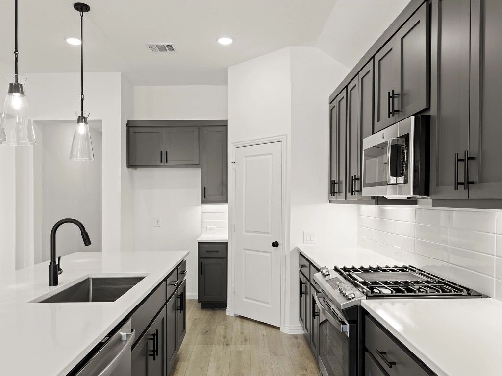 Brookshire at Legacy Hills - Mitchell Interior Image 14