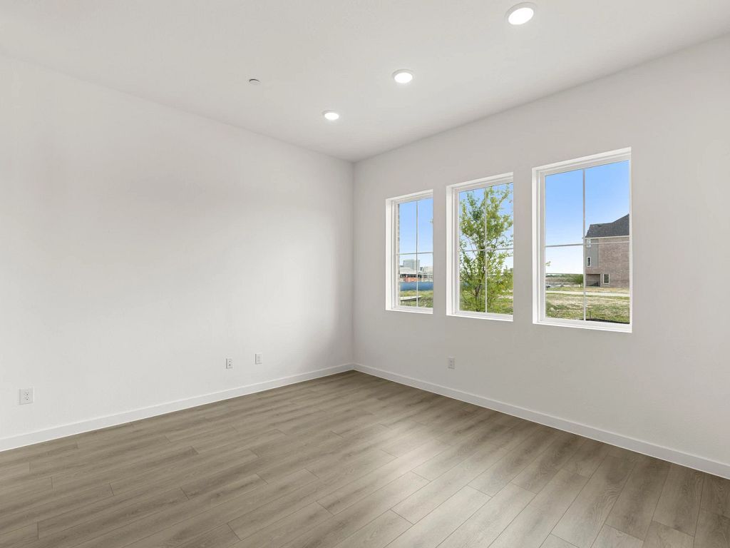 Collin Creek - Heritage Interior Image 5