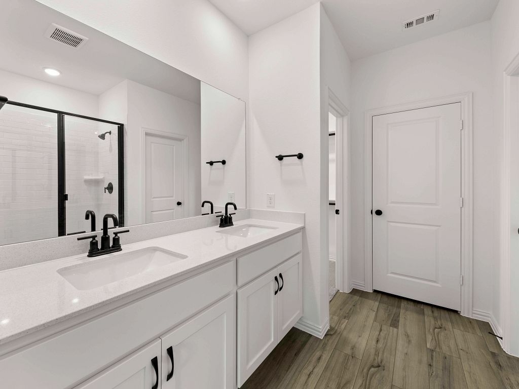 Brookshire at Legacy Hills - Lampasas Interior Image 18