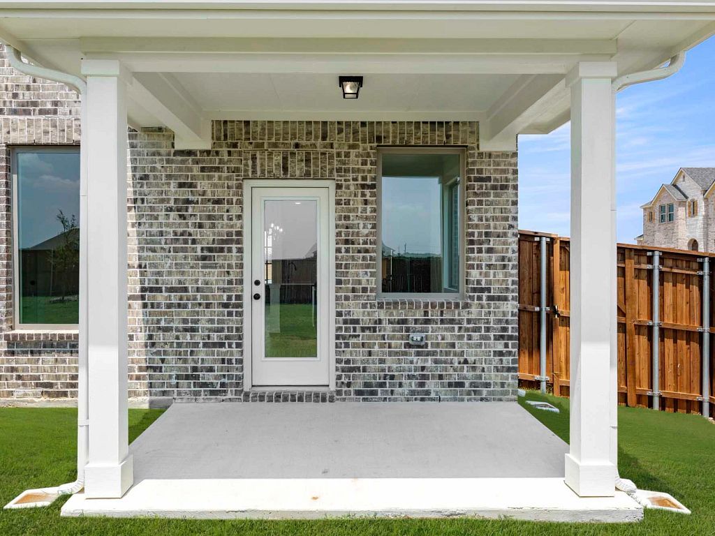 Brookshire at Legacy Hills - Sterling Interior Image 14