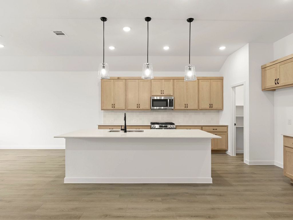 Brookshire at Legacy Hills - Martin Interior Image 7