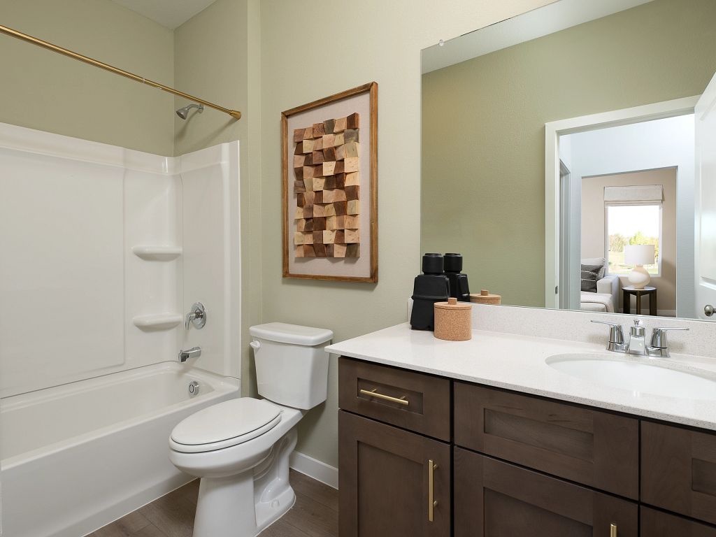 The Pointe at Capp Smith Lake - Clemson Interior Image 9