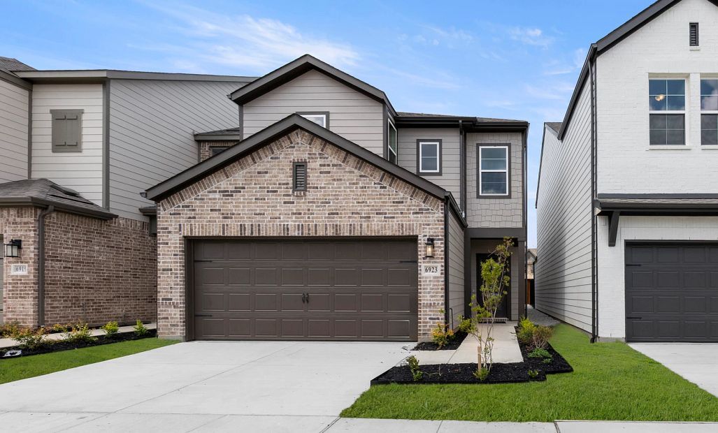 Sierra - Sereno Oaks at Buckner Terrace: Dallas, Texas - Ashton Woods