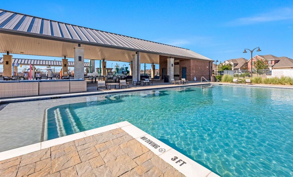 Gateway Parks Swimming Pool