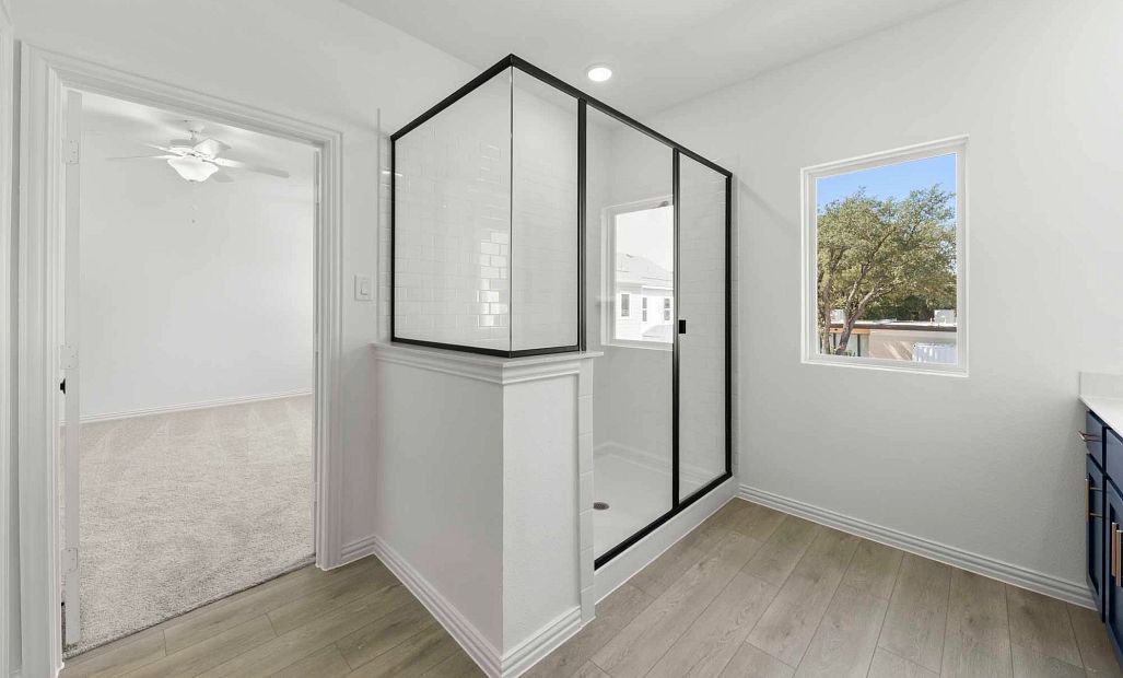 Primary Bathroom Representative Photo featuring the Sapphire Collection