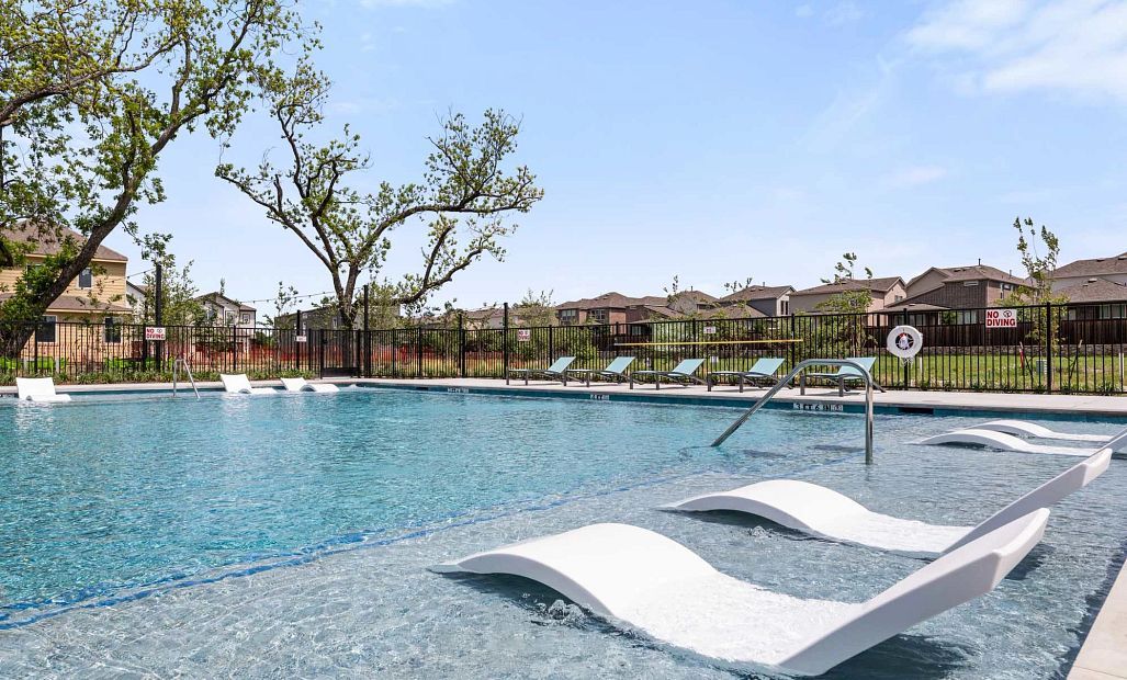 Sereno Oaks Pool