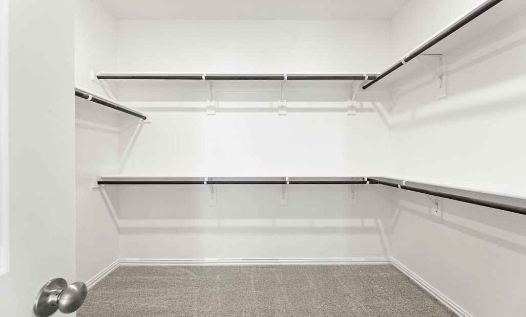 Primary Closet Representative Photo