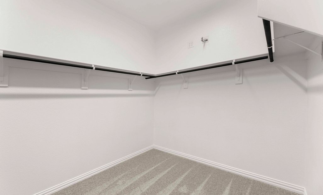 Primary Closet Representative Photo