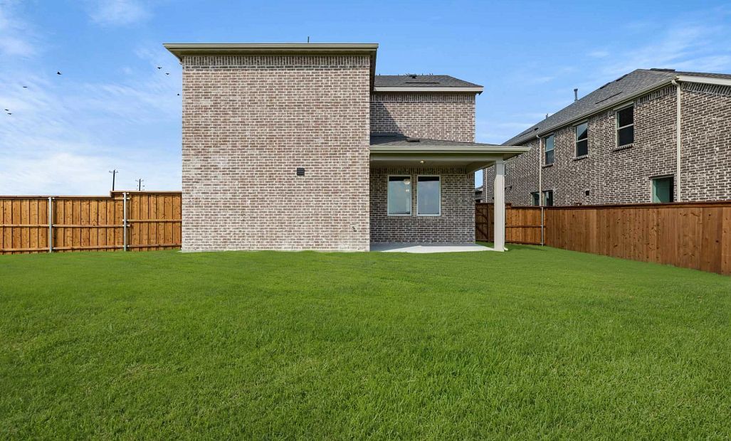 Rear Exterior Design Representative Photo