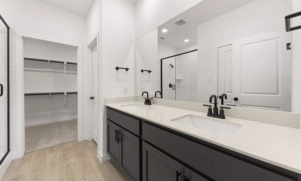 Primary Bathroom featuring the Minimalist Collection
