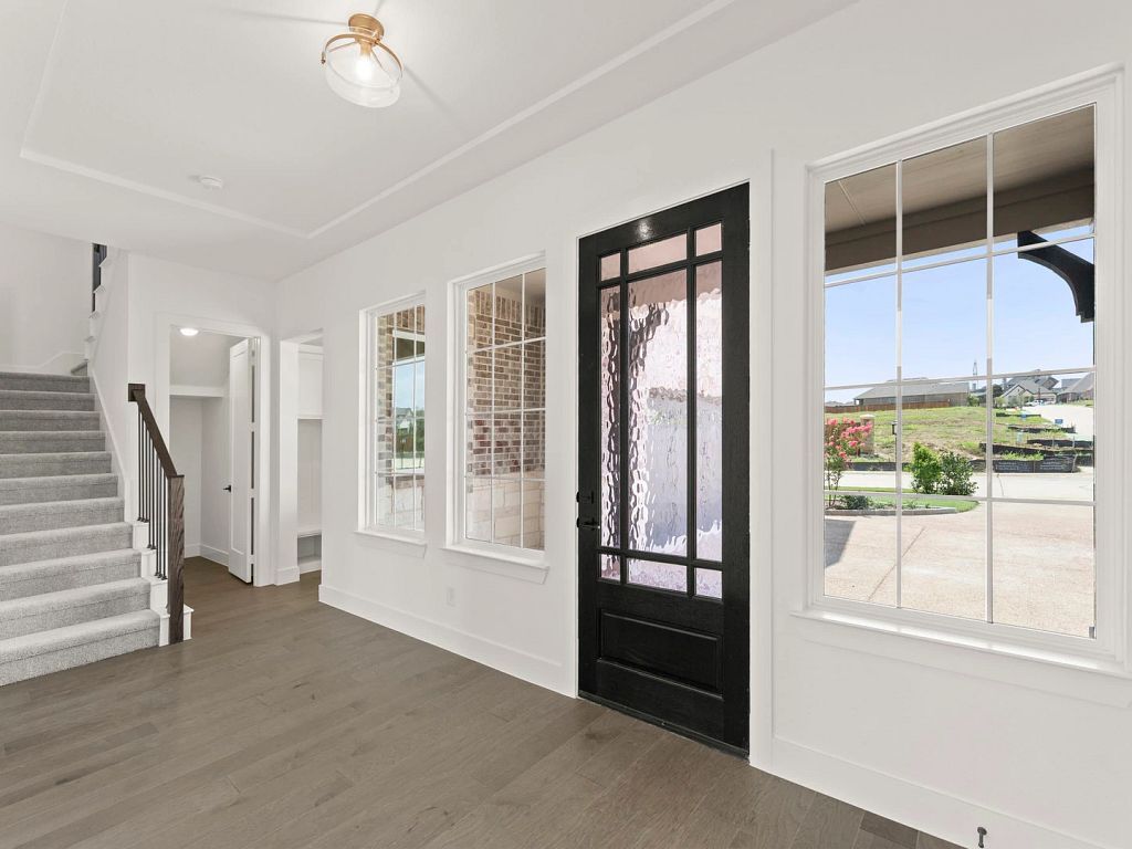 Aster Park - Regency Interior Image 4