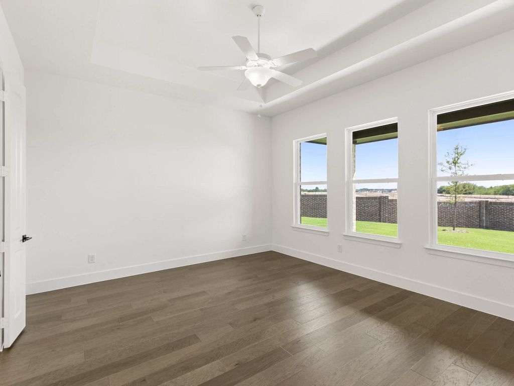 Aster Park - Ellington Interior Image 19