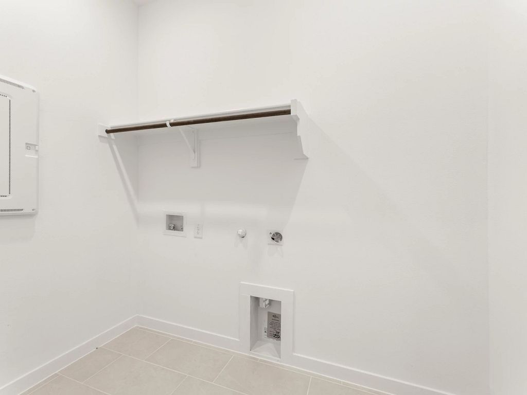 Furst Ranch - Farwell Interior Image 12