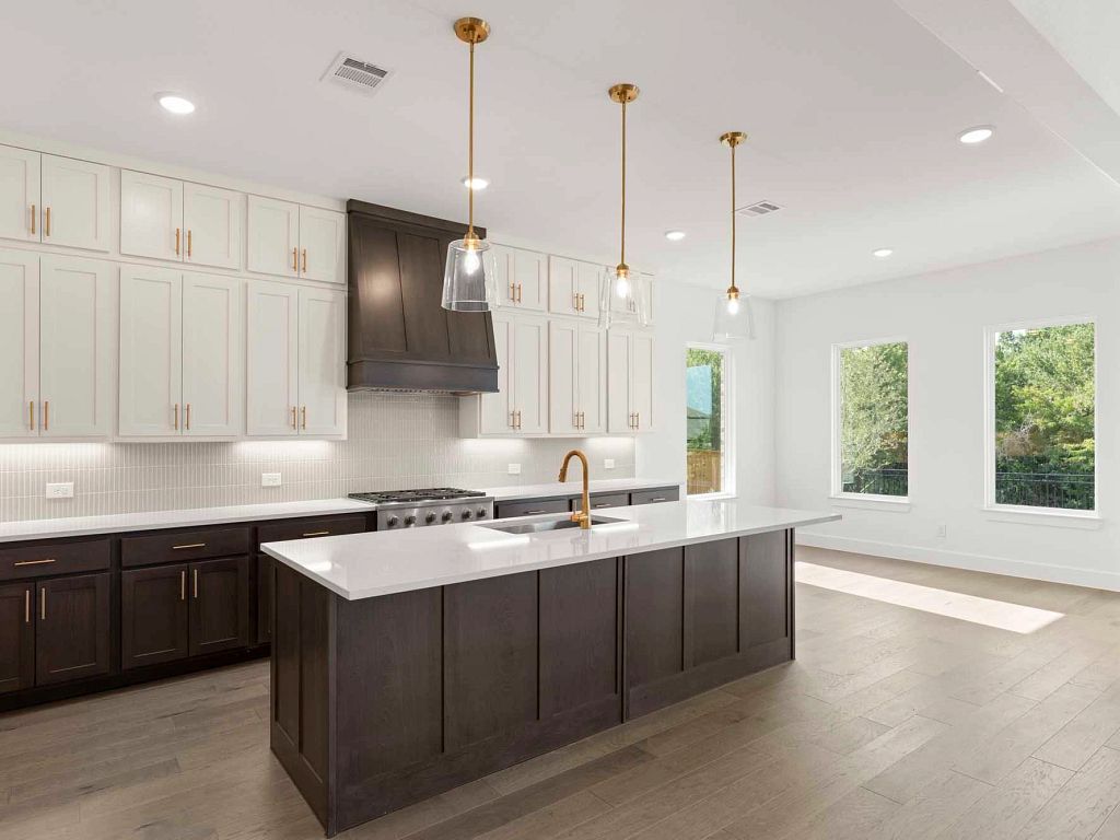 Aster Park - Regency Interior Image 8
