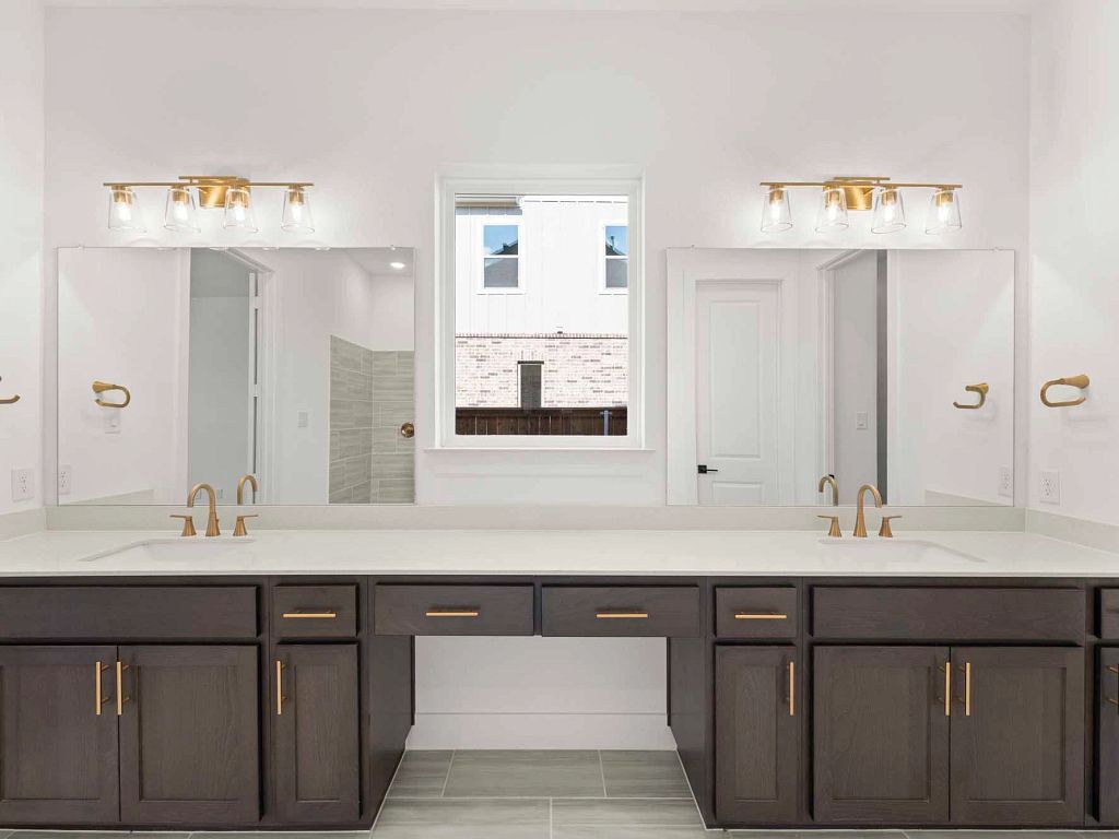 Aster Park - Regency Interior Image 11
