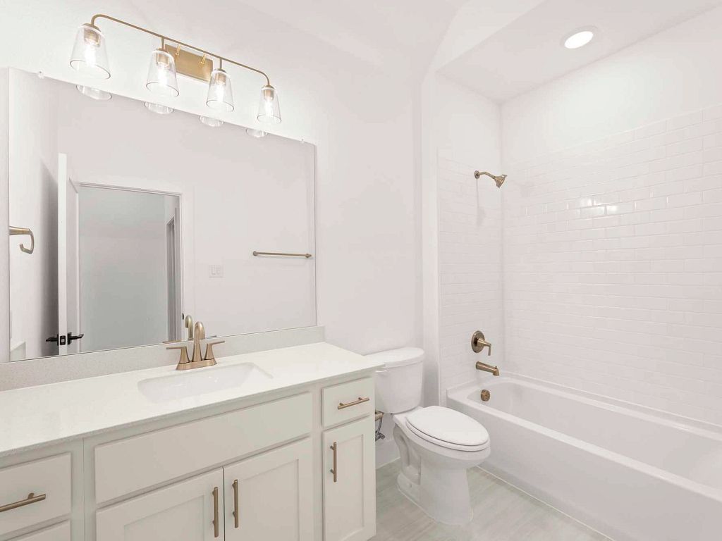 Aster Park - Regency Interior Image 20