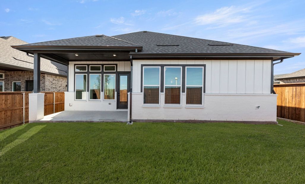 Rear Exterior Design Representative Photo
