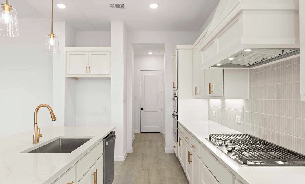 Kitchen Representative Photo
