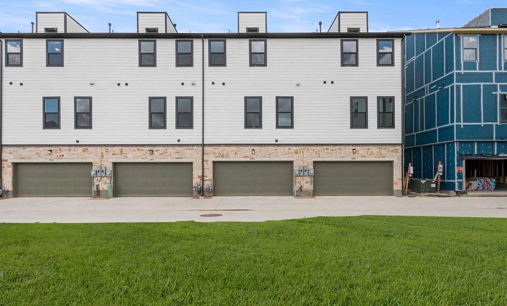 Rear Exterior Design