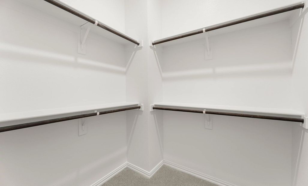 Primary Closet Representative Photo