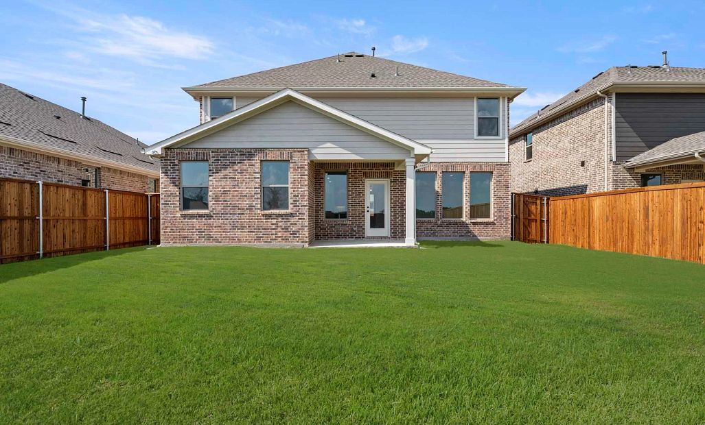 Rear Exterior Design Representative Photo