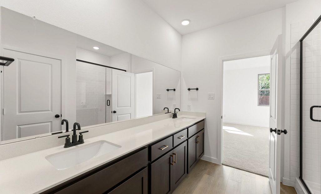 Primary Bathroom Representative Photo featuring the Oxford Collection