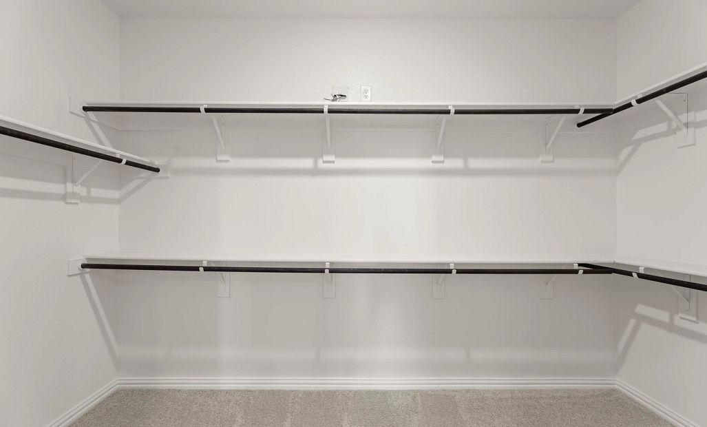 Primary Closet Representative Photo