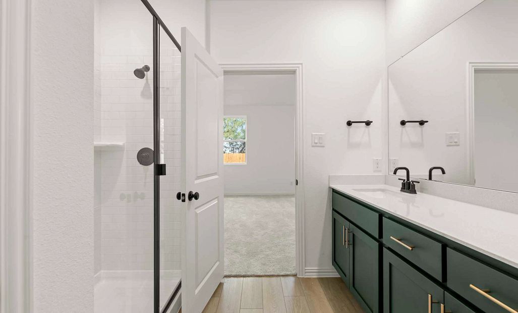 Primary Bathroom Representative Photo featuring the Luxe Collection