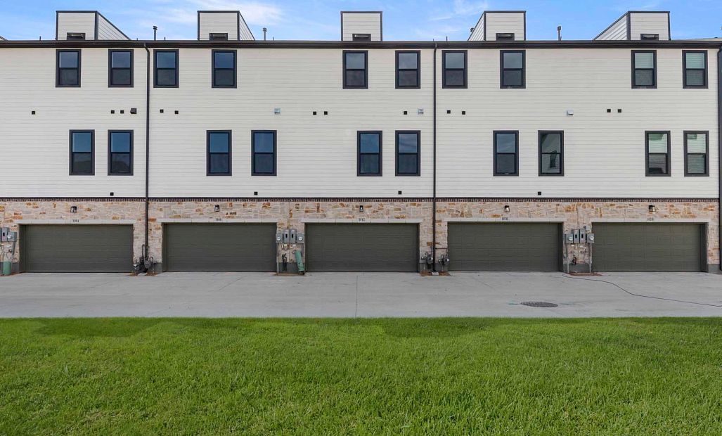 Rear Exterior Design