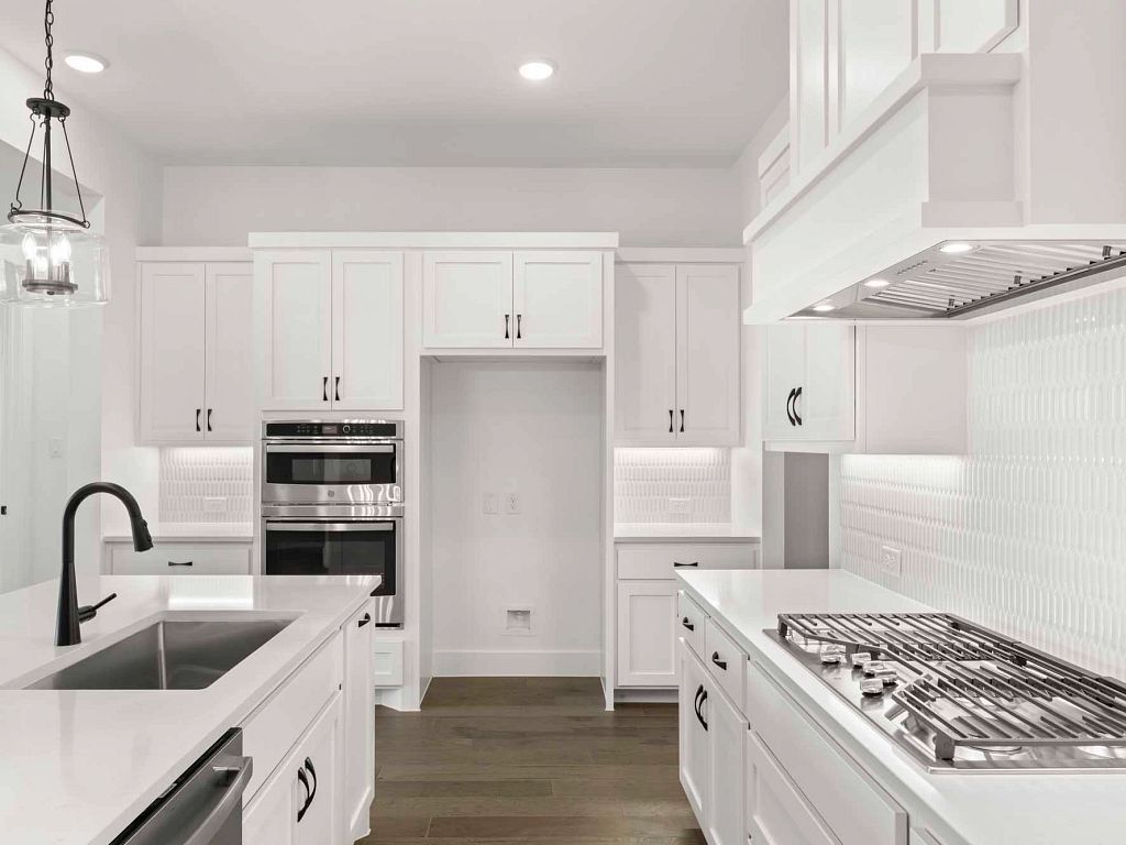 Furst Ranch - Bellevue Interior Image 14