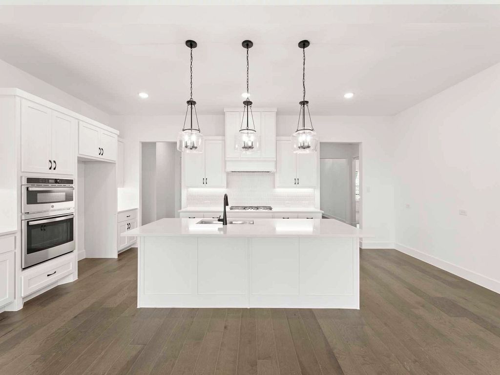 Furst Ranch - Bellevue Interior Image 11