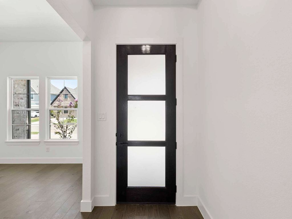 Furst Ranch - Bellevue Interior Image 3
