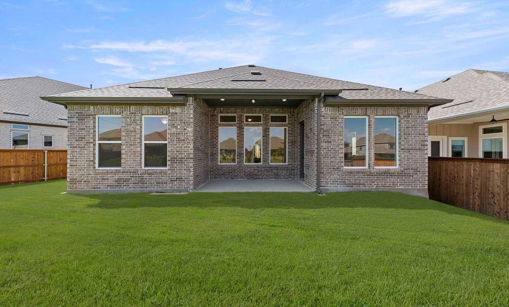Rear Exterior Design Representative Photo