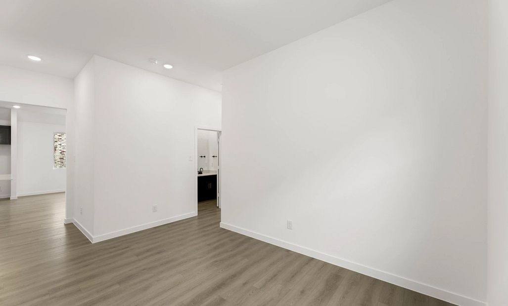 Flex Room