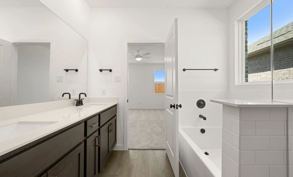 Primary Bathroom featuring the Oxford Collection