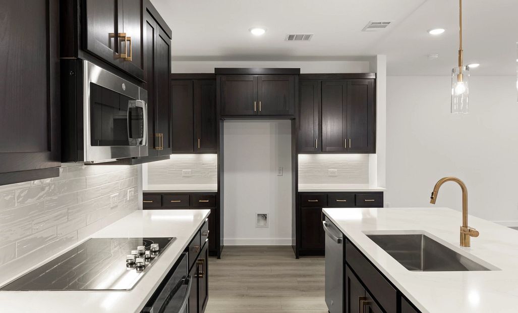 Kitchen Representative Photo featuring the Oxford Collection