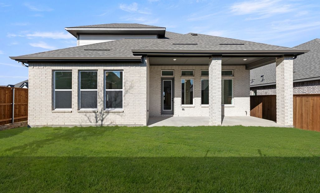 Rear Exterior Design Representative Photo