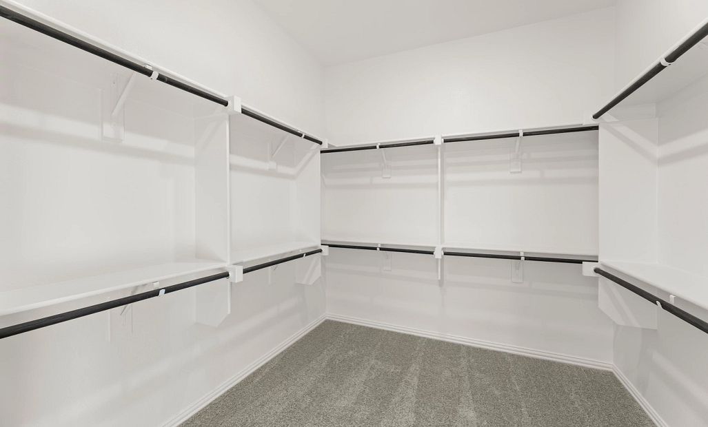 Primary Closet Representative Photo