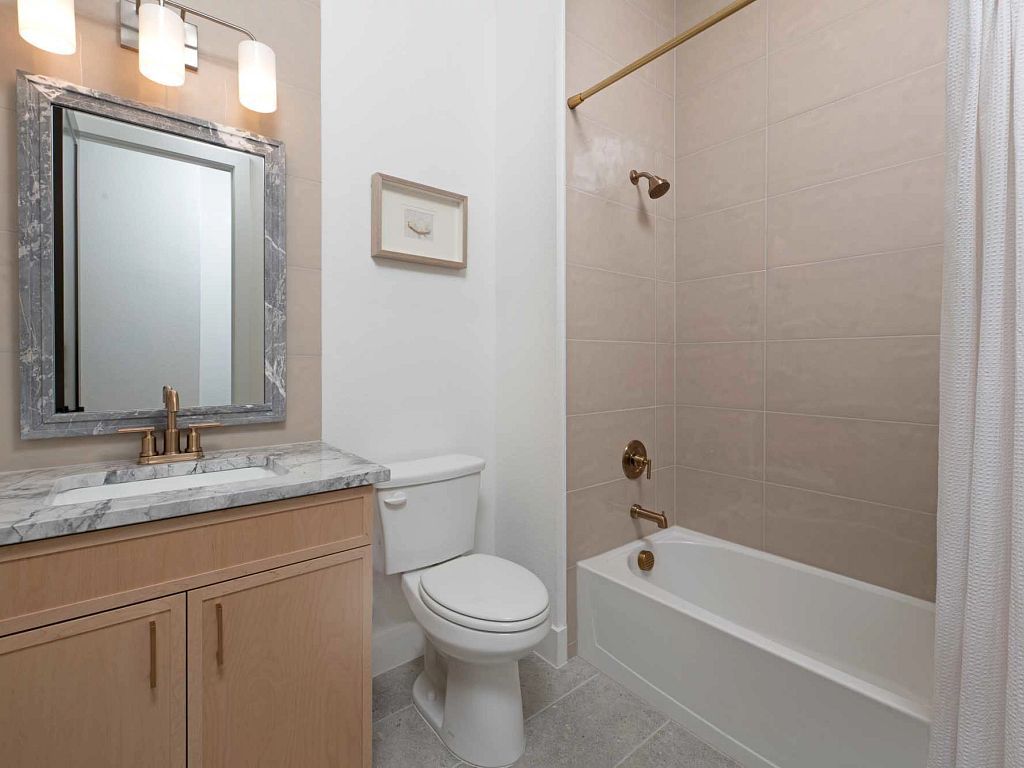 Furst Ranch - Regency Interior Image 16