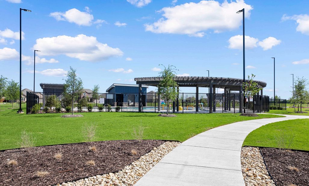 Coyote Meadows Walking Trail