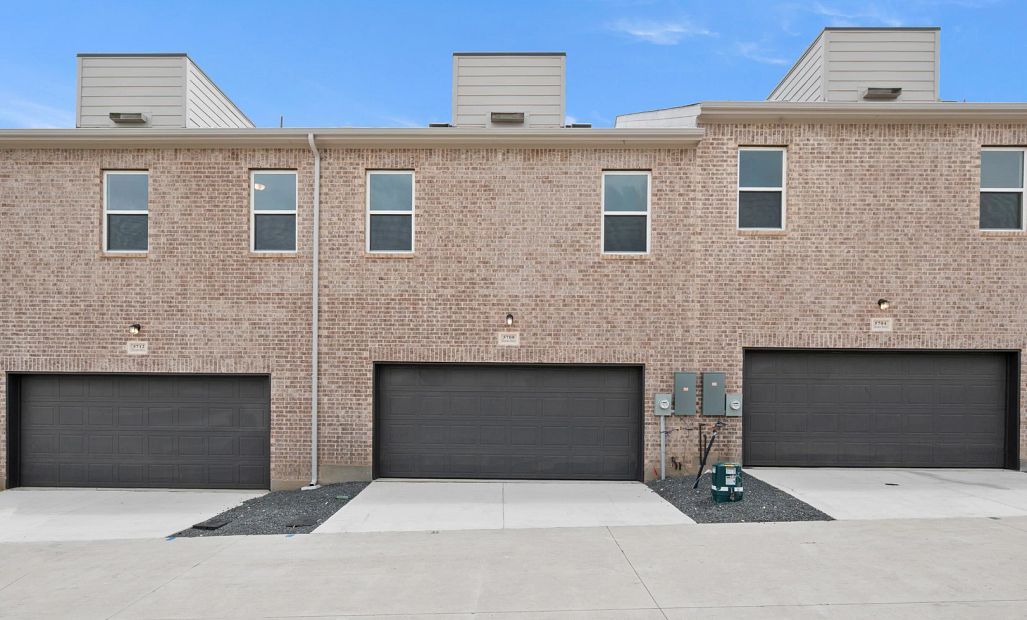 Rear Exterior Design Representative Photo