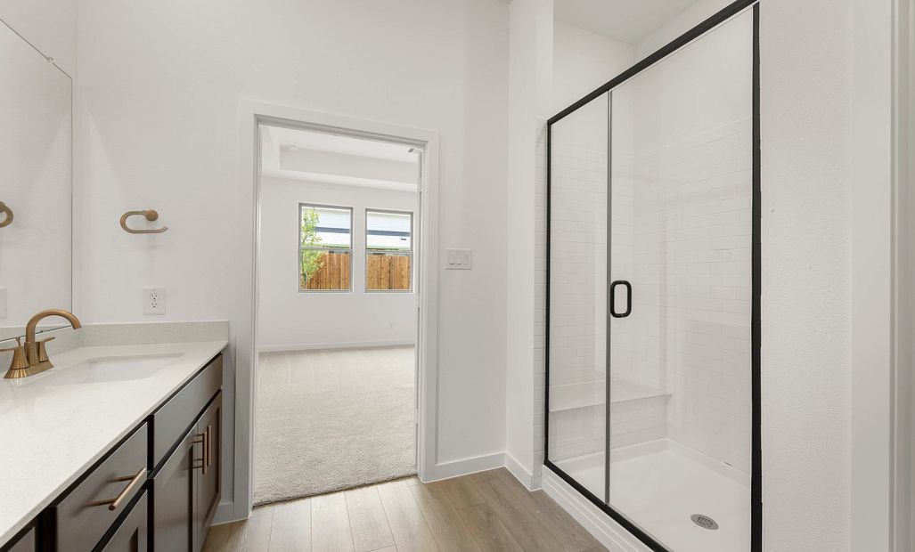 Primary Bathroom Representative Photo featuring the Laguna Collection