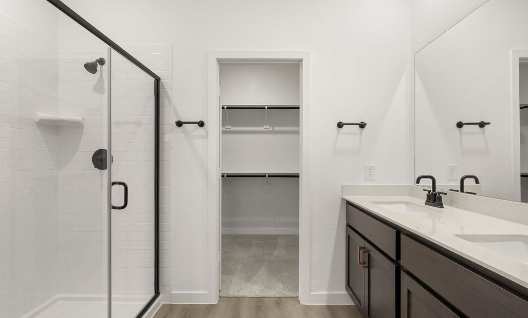 Primary Bathroom featuring the Oxford Collection