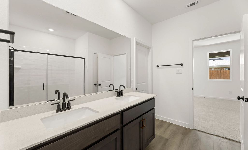Primary Bathroom featuring the Oxford Collection