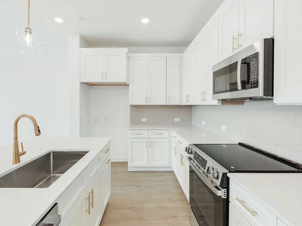 Parkside - Berkeley Interior Image 17